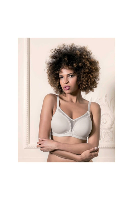 Сутиен с оформена чаша без банел 1605