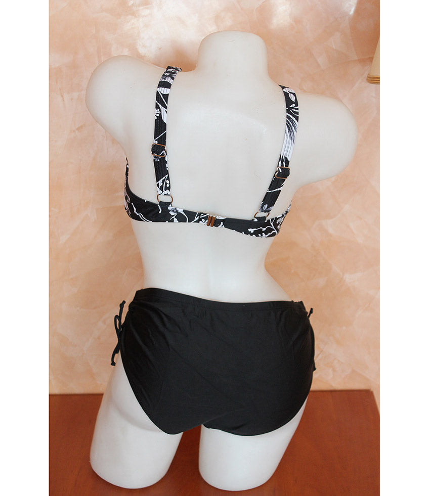 Дамски бански в две части 1887