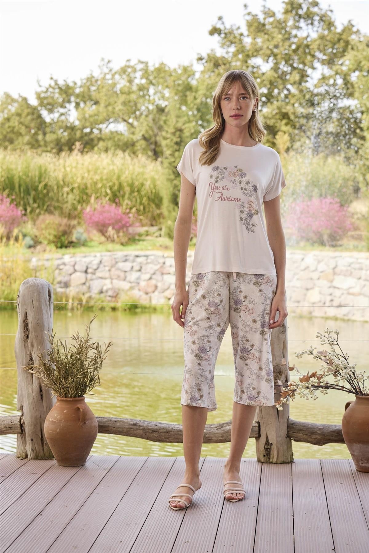 Дамска пижама с къс ръкав от вискоза 24075