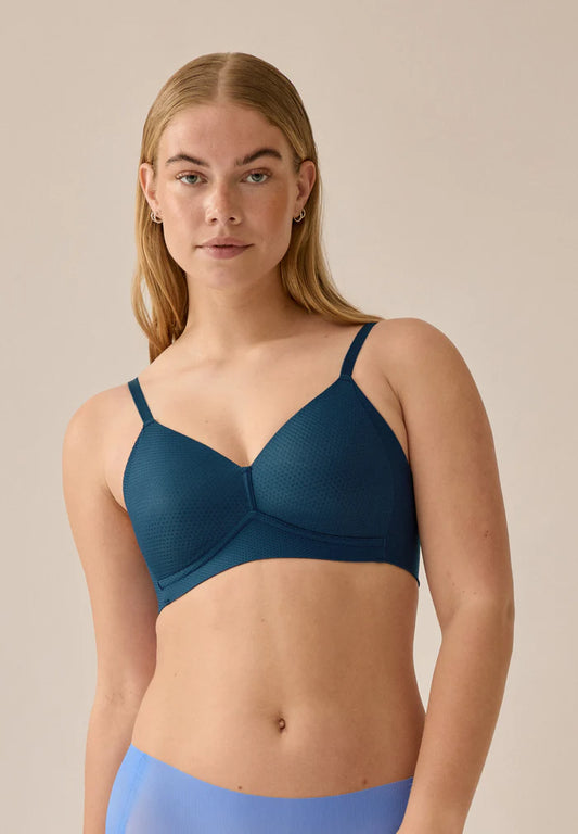 Лазерно изрязан сутиен с оформени чаши без банели Naturana 5232 – Петрол