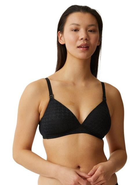 Сутиен за кърмачки с оформена чаша без банели NATURANA 5565