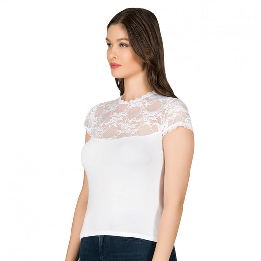 Дамска блуза с къс дантелен ръкав 7371