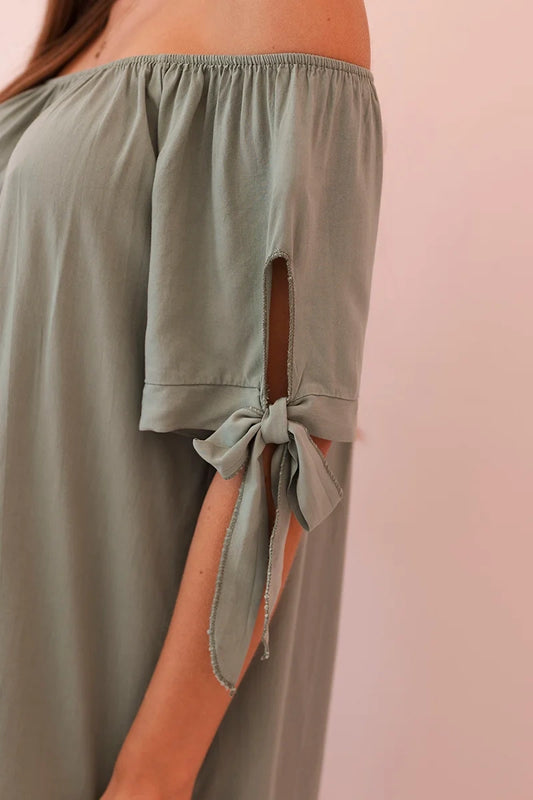 Дамска рокля от вискоза с връзки на ръкавите 81785