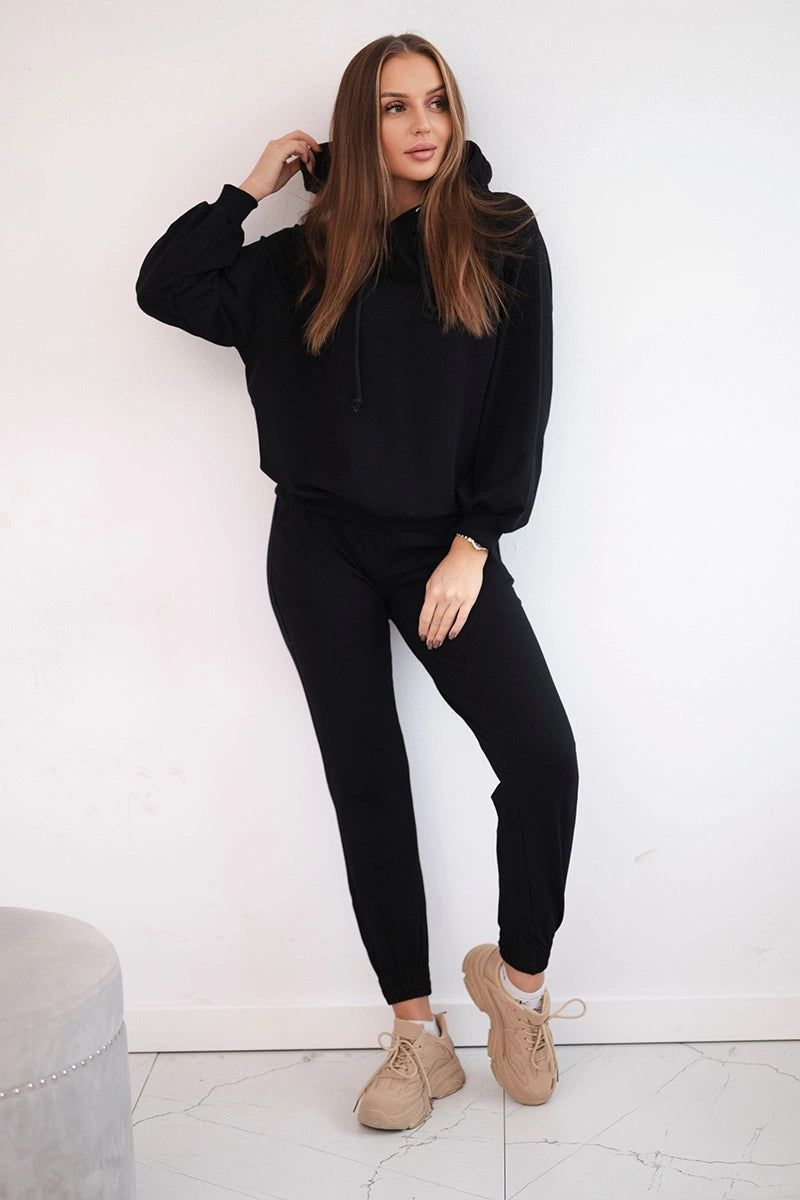 Комплект от суитчер с качулка и панталон 9337