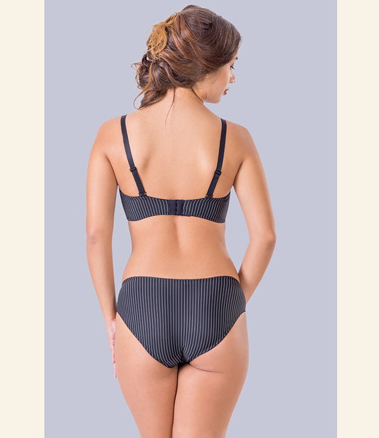 Сутиен с оформени push up чаши и банели Miriam push up