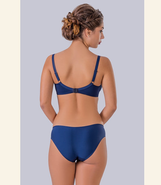 Сутиен с меки чаши и банели Sabine Soft