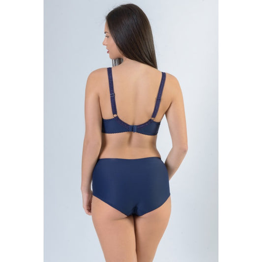 Дълбоки дантелени бикини Vera figi big