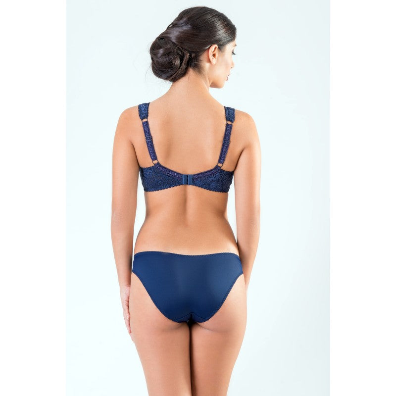 Сутиен без банели с меки чашки Vera Soft