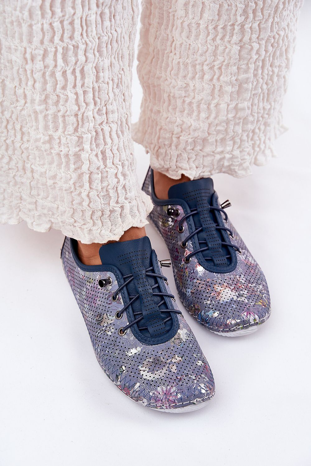 Ниски обувки model 212551 Step in style