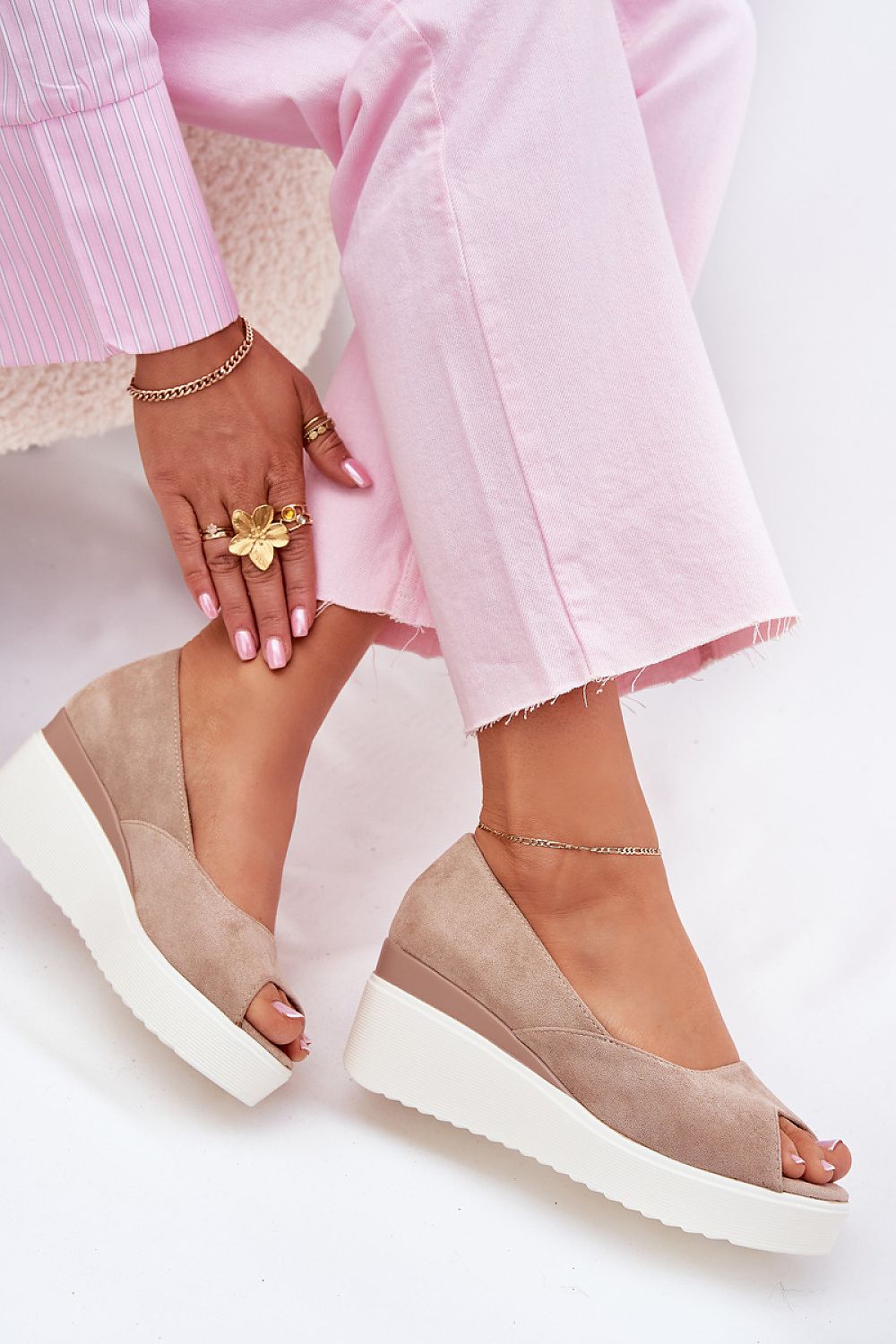 Buskin model 214985 Step in style
