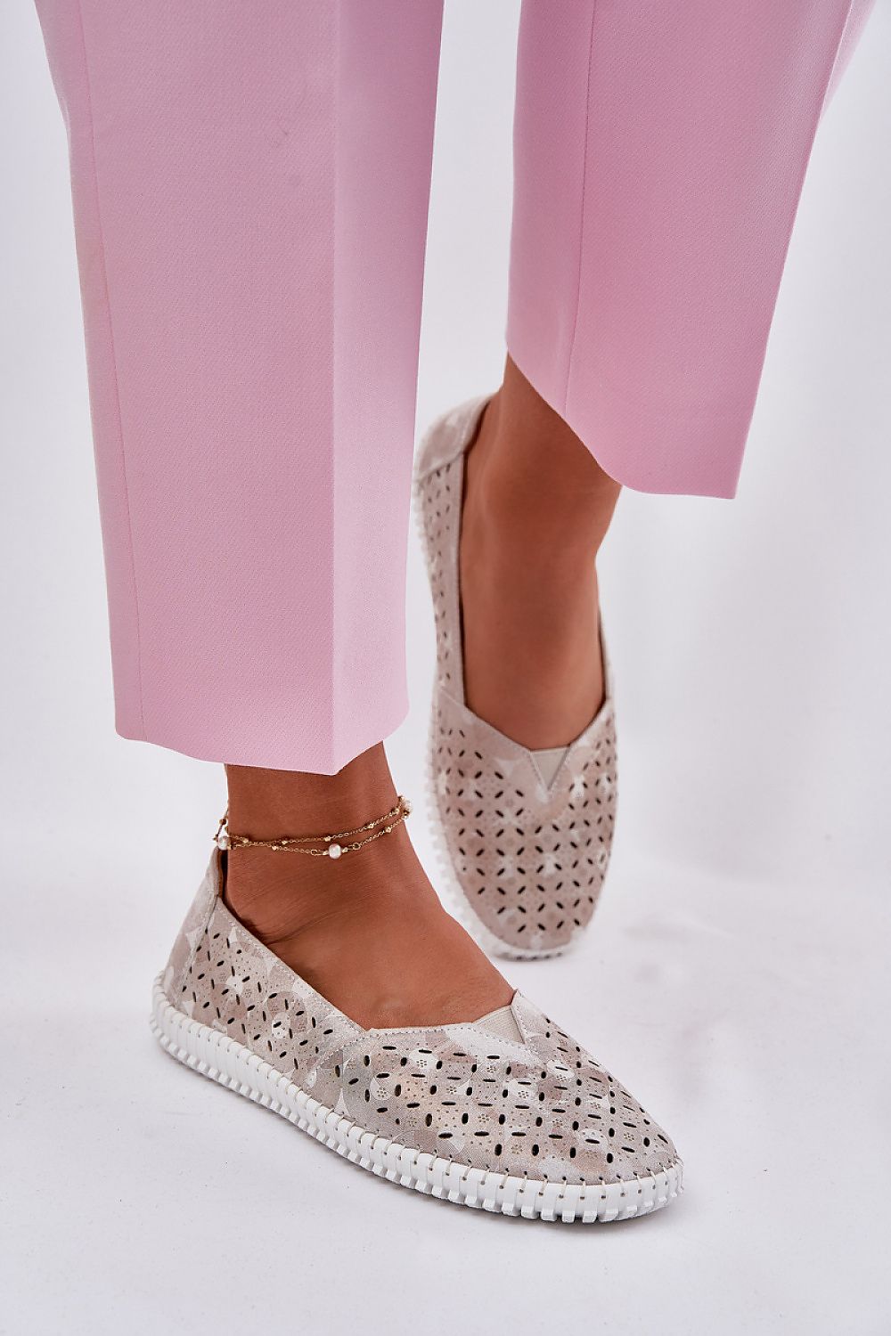 Ниски обувки model 215144 Step in style