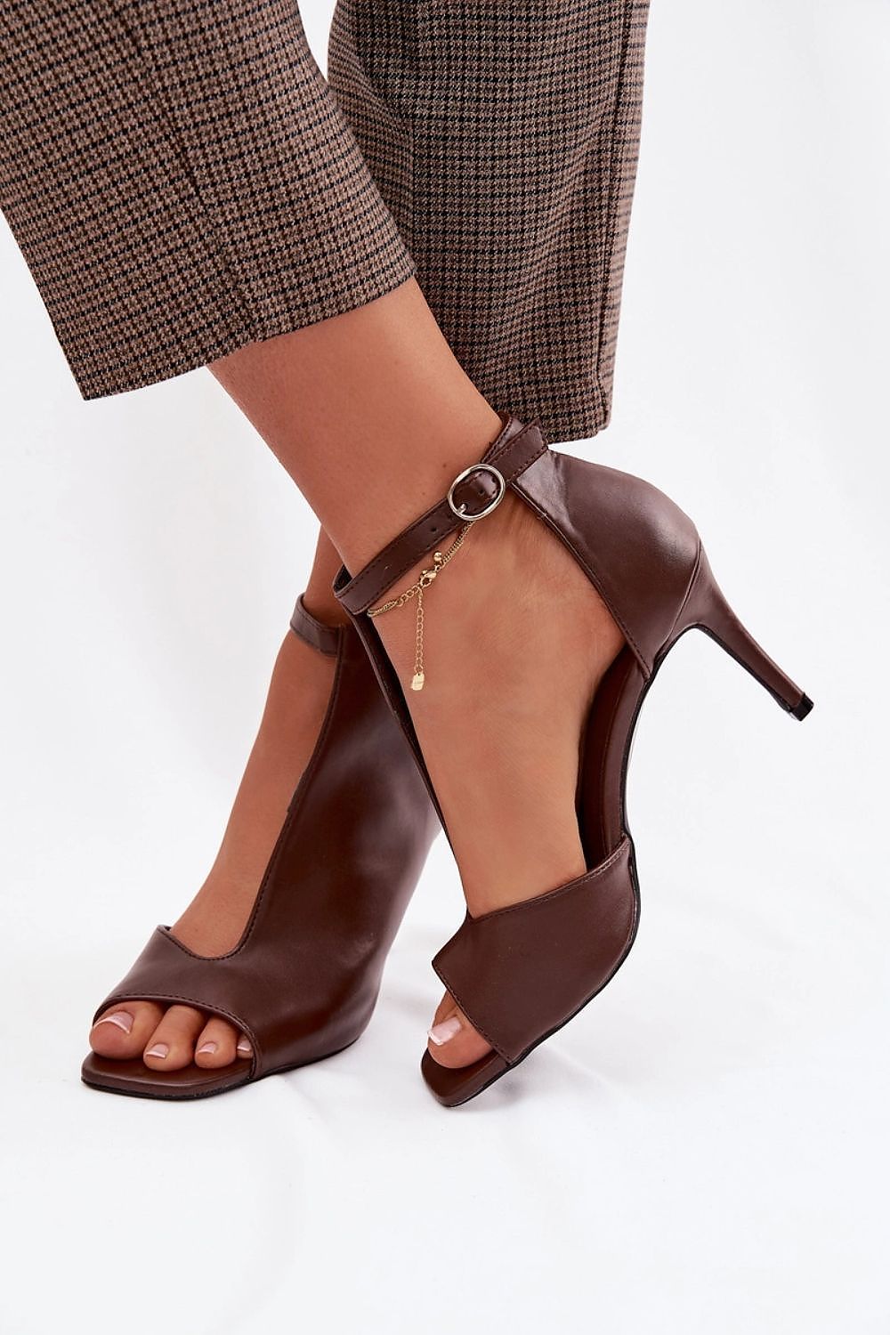 Сандали на ток model 225401 Step in style