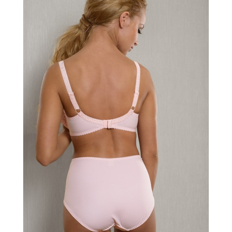 Дантелен сутиен с меки чаши и банели Evita soft