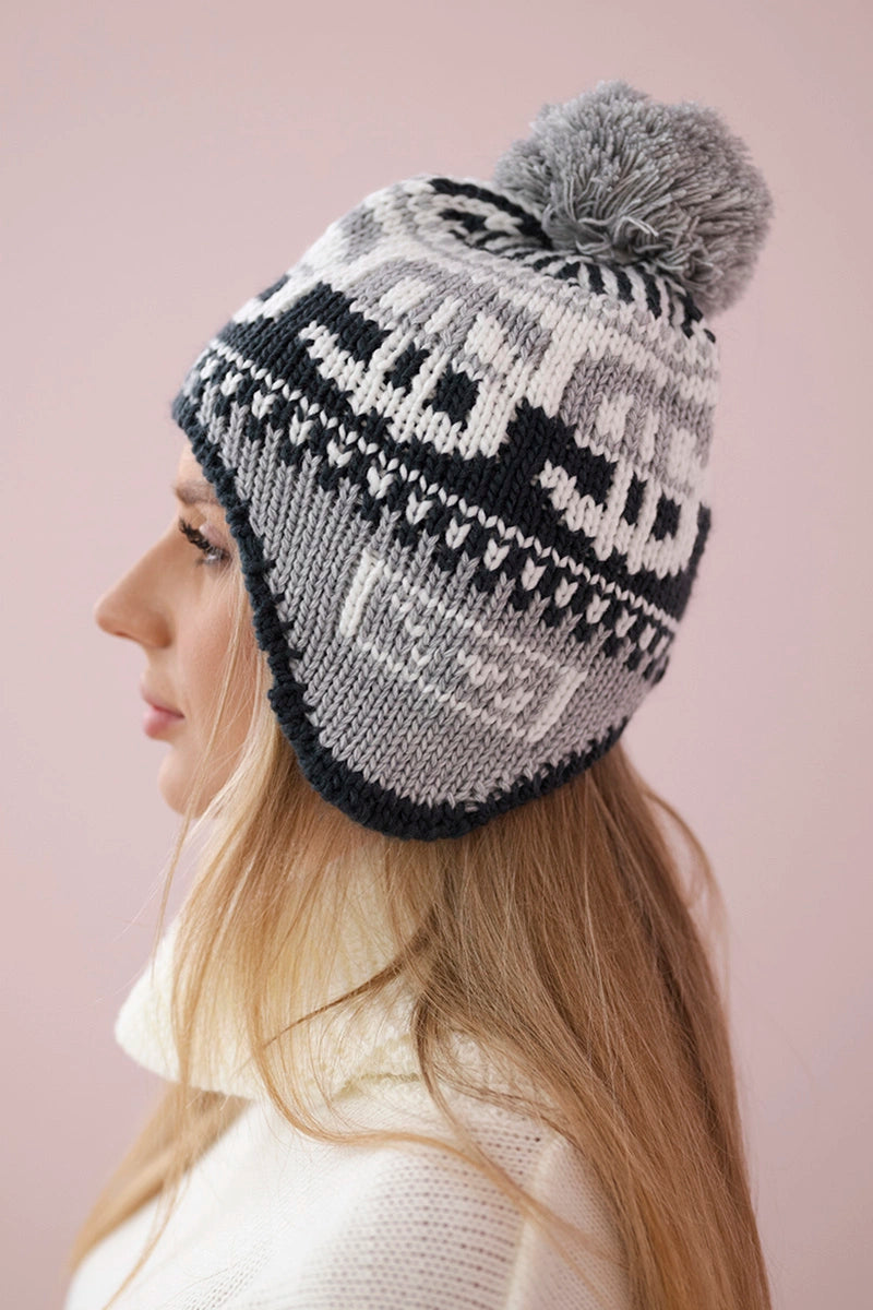 Шапка с помпон Rosa K368