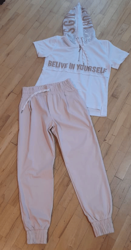 Спортен екип Надин