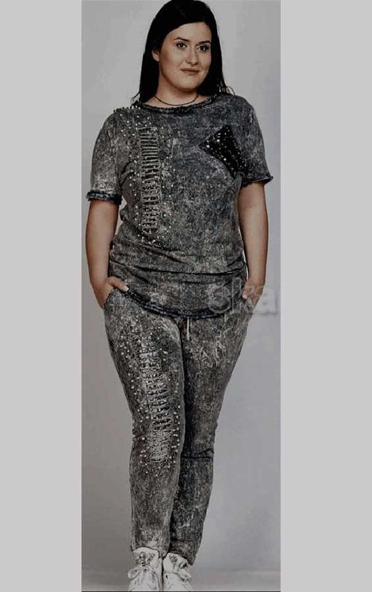 Дамски спортен екип Неда