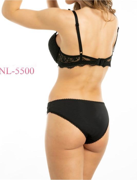Дантелен комплект сутиен с бикини 5500