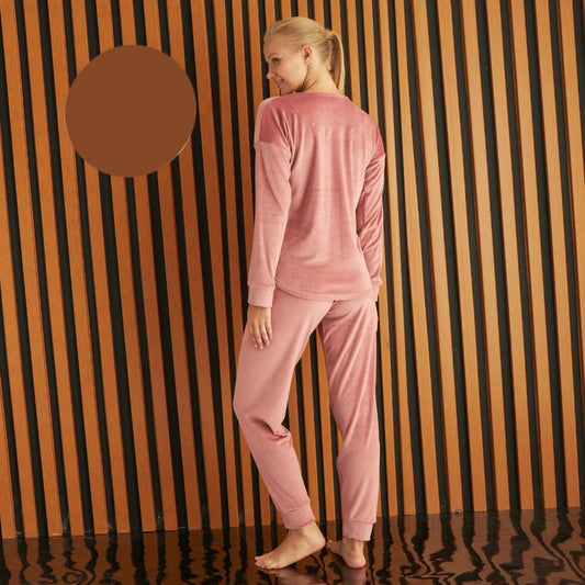 Кадифена дамска пижама с дълъг ръкав PI-4200-4