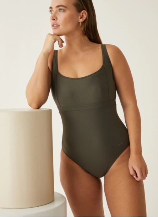 Цял дамски бански за след мастектомия NATURANA Пипи