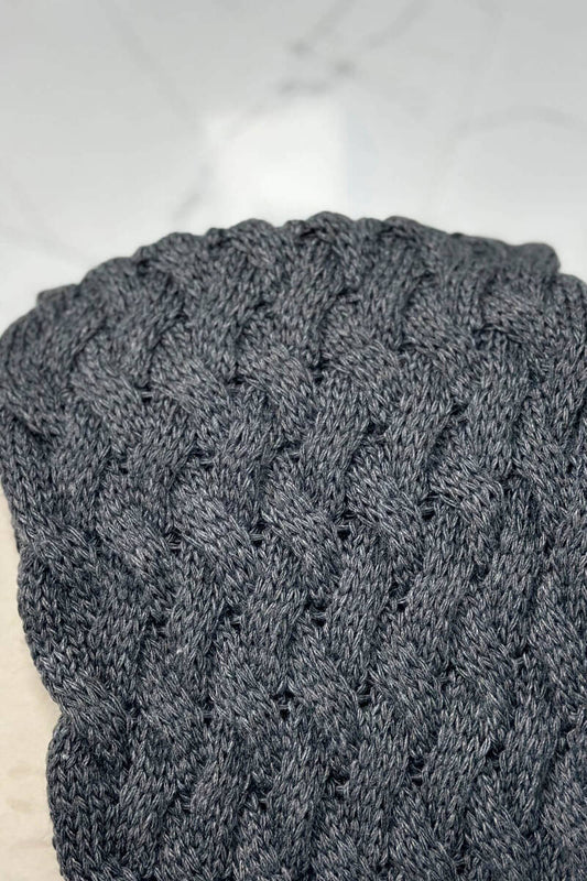 Дамски комплект от шапка и шал PLK5