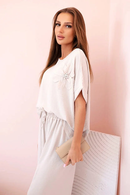 Дамски комплект от вискоза с декоративно цвете и широк панталон ART0109