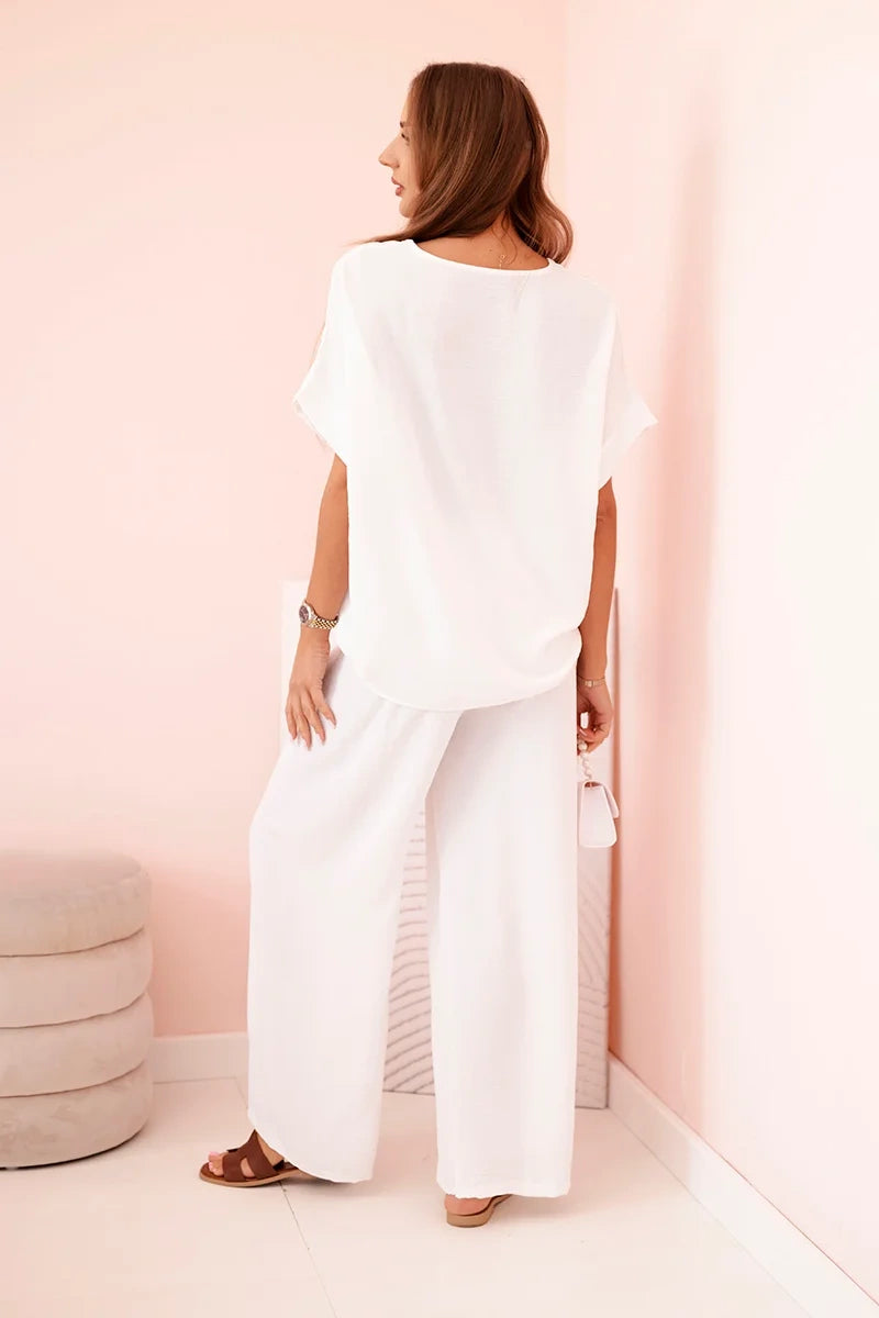 Дамски комплект от вискоза с декоративно цвете и широк панталон ART0109