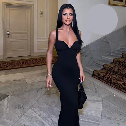 Дълга черна рокля с гол гръб EO-0352