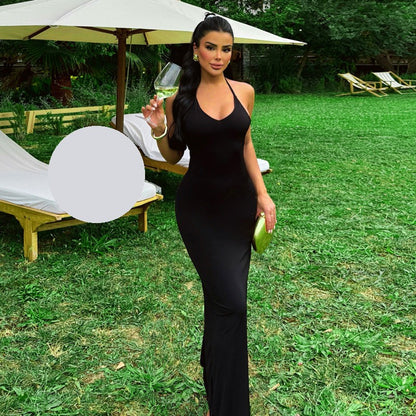 Вечерна черна рокля с гол гръб EO-0987