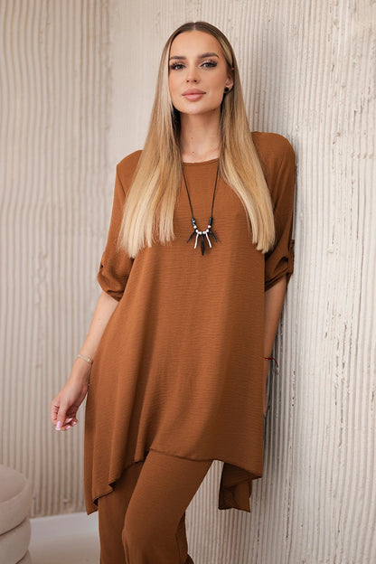 Комплект от блуза с панталон и висулка 1025A