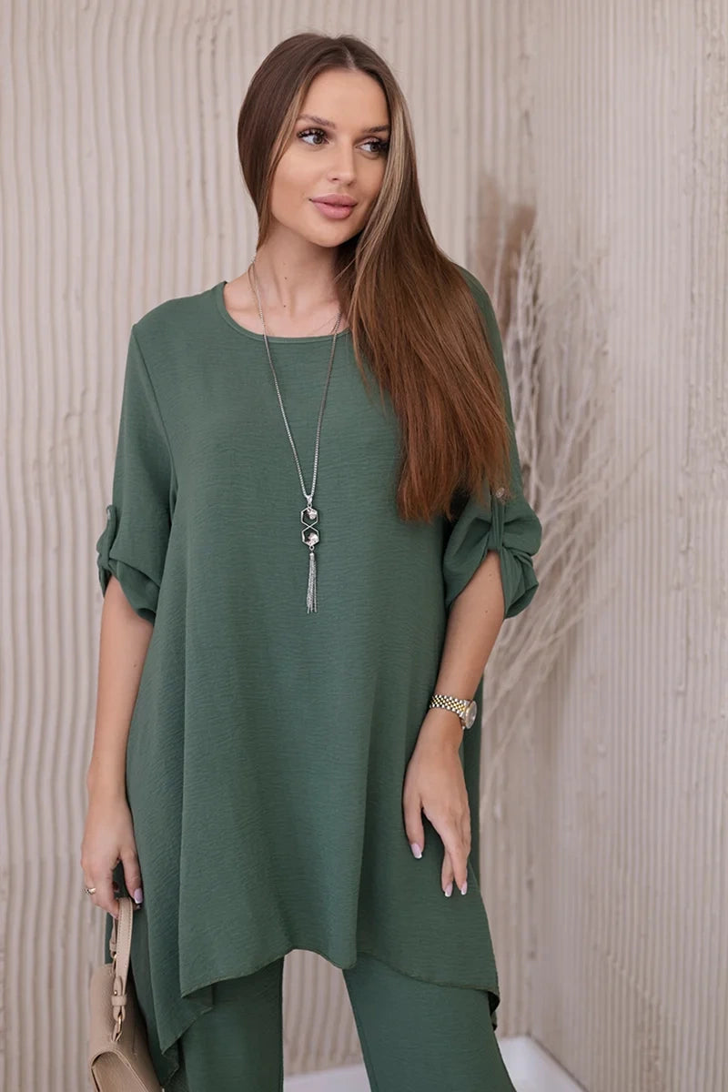 Комплект от блуза с панталон и висулка 1025A