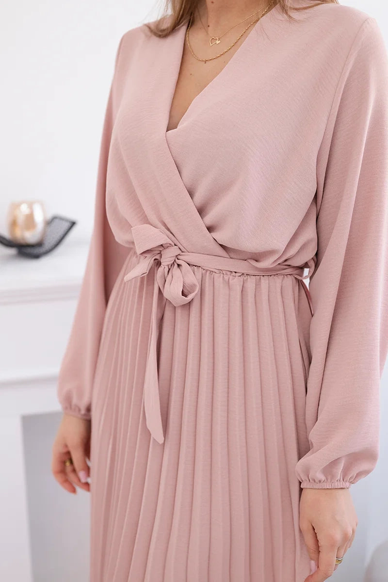 Плисирана рокля с колан на кръста 1027M