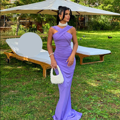 Дълга рокля с голи рамене и цепка EO-1181