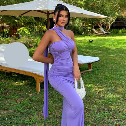 Дълга рокля с голи рамене и цепка EO-1181