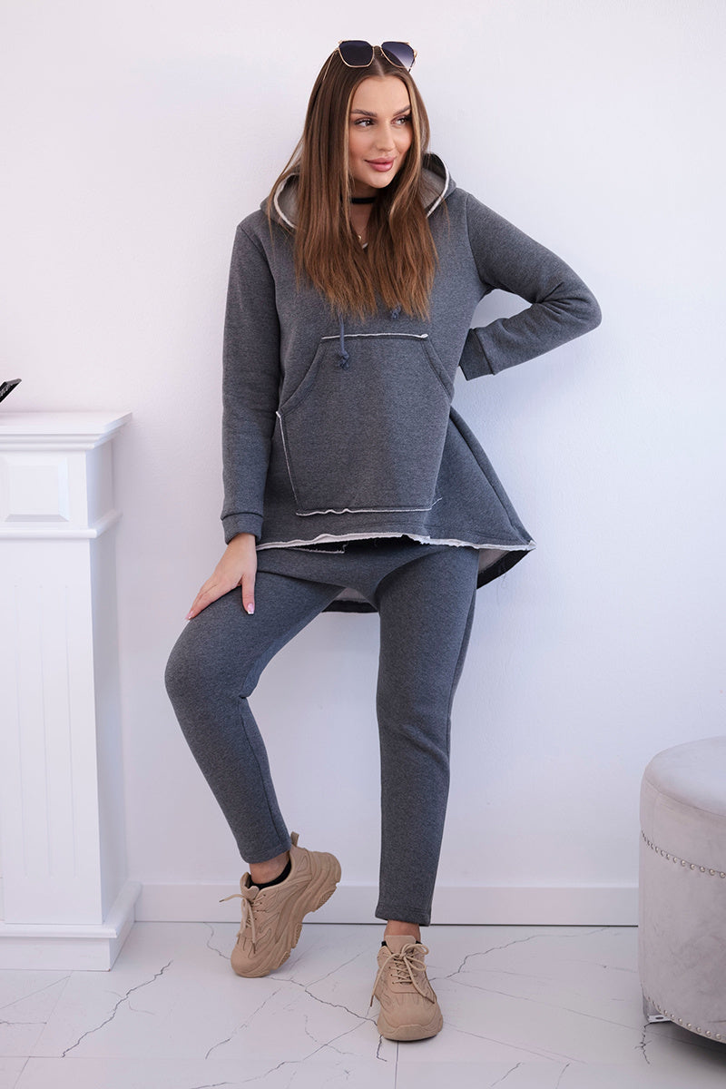 Комплект суитшърт и широки панталони