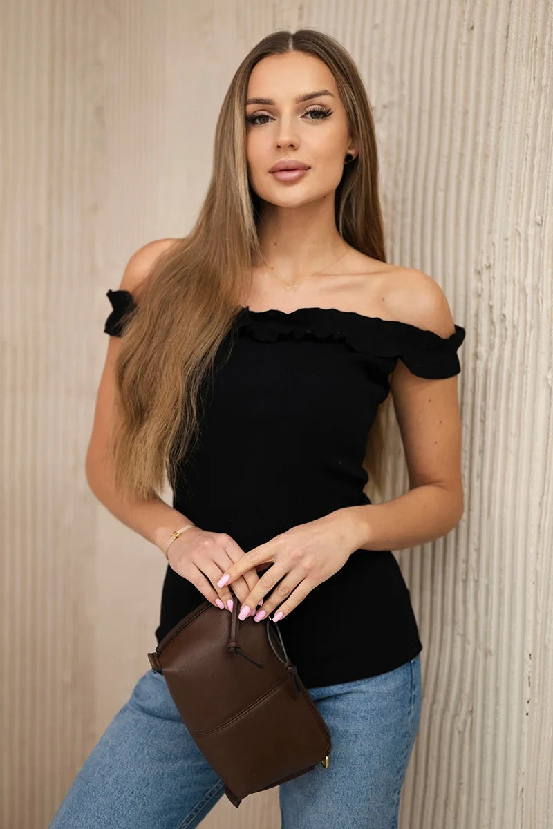 Блуза с голи рамене и волани
