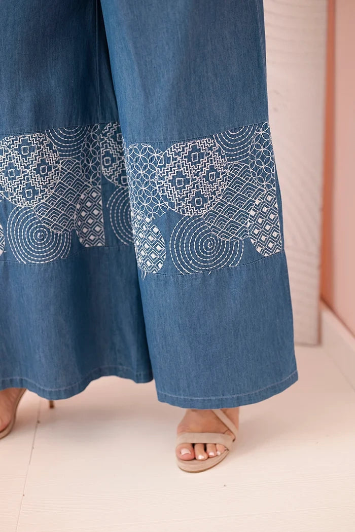 Дамски панталон Plus Size с широки крачоли 1870