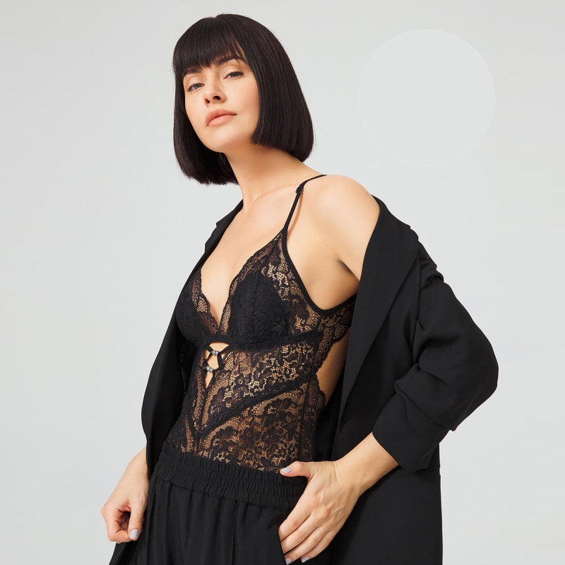 Дантелено боди тип боксер с подплатена чаша 1878