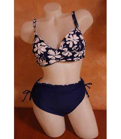 Дамски бански от две части с оформени чаши 1924