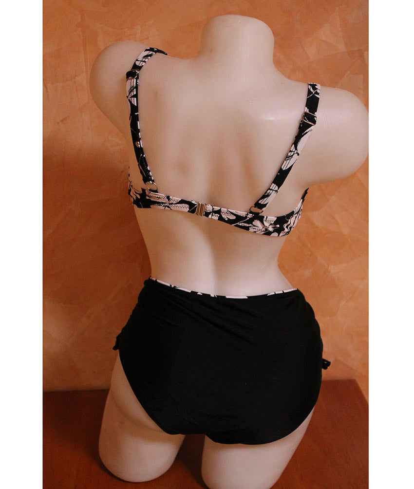 Дамски бански от две части с оформени чаши 1924