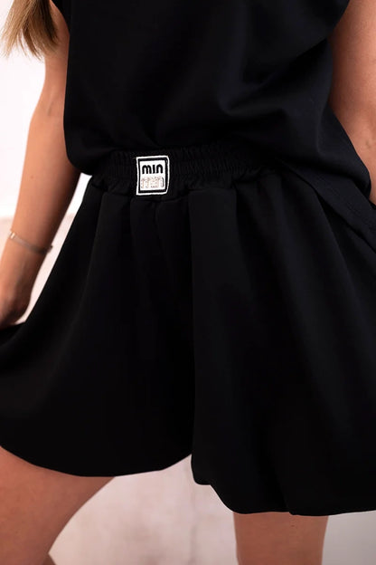 Дамски комплект с блуза без ръкав и широки къси панталони ART2018