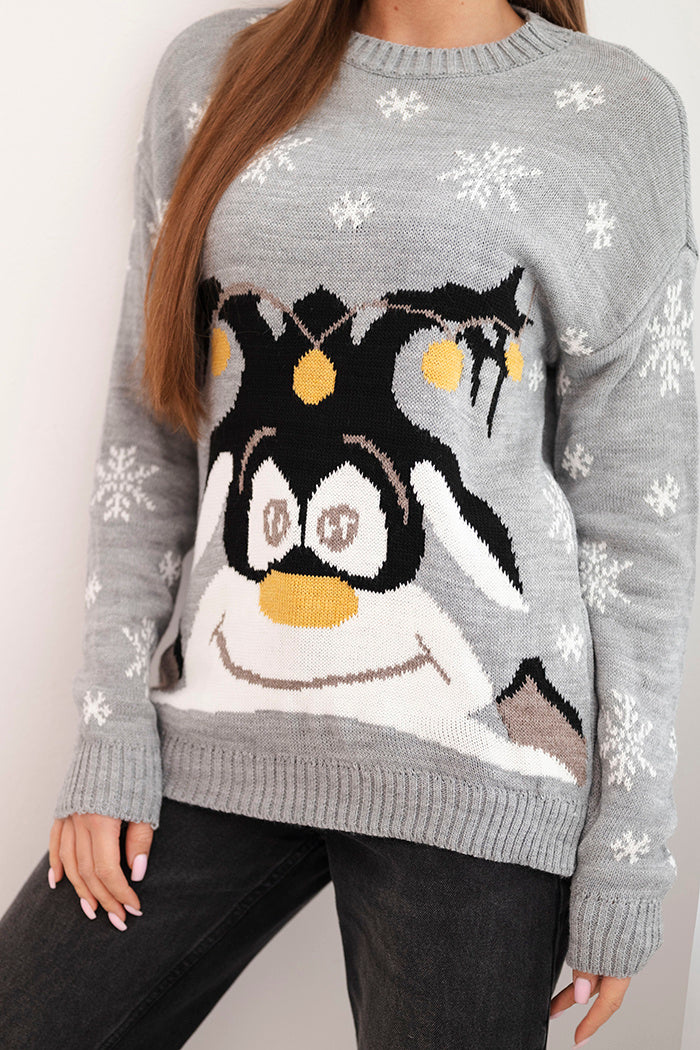 Плетен пуловер с коледен мотив елен