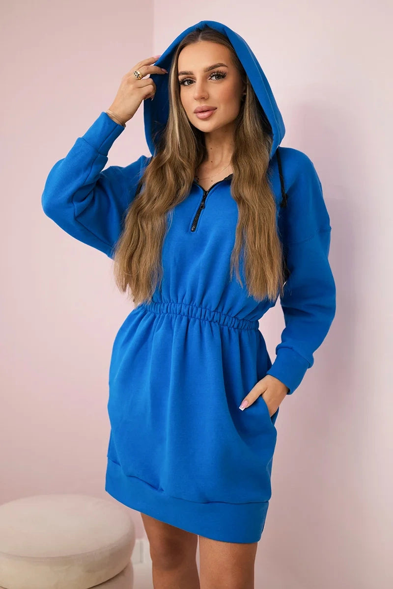 Изолирана рокля с качулка