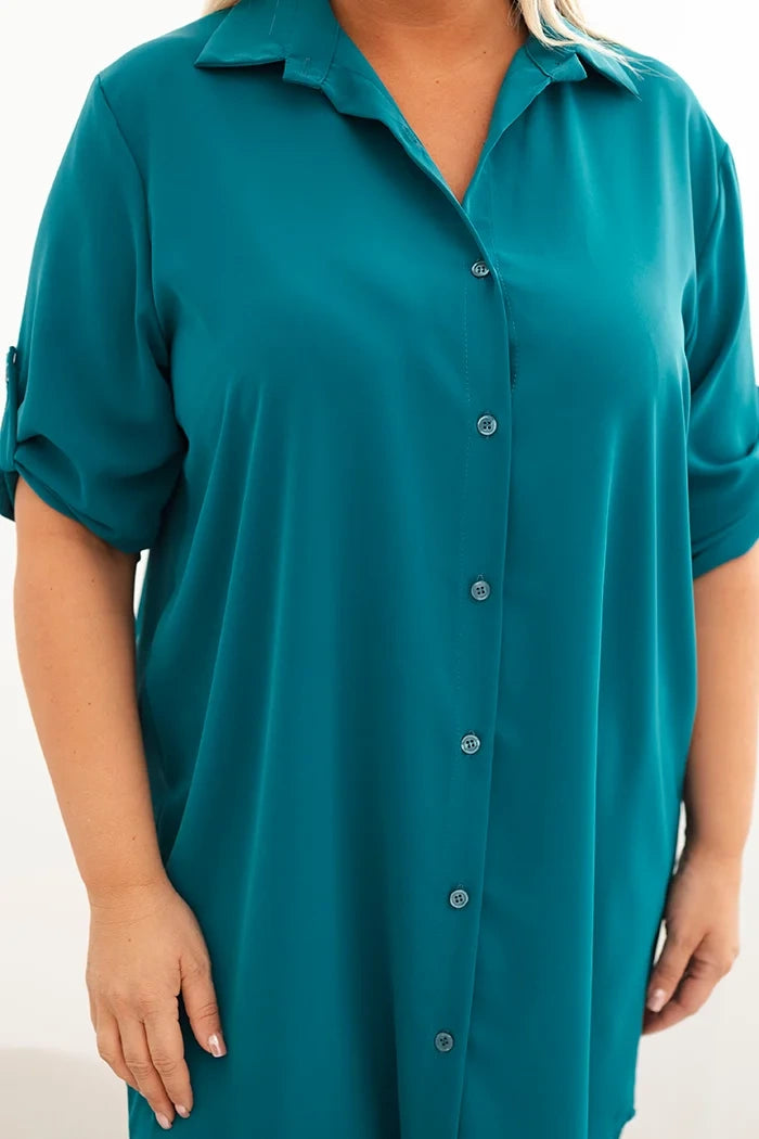 Дамска рокля-риза с големи размери, удължен гръб и навити ръкави 22356