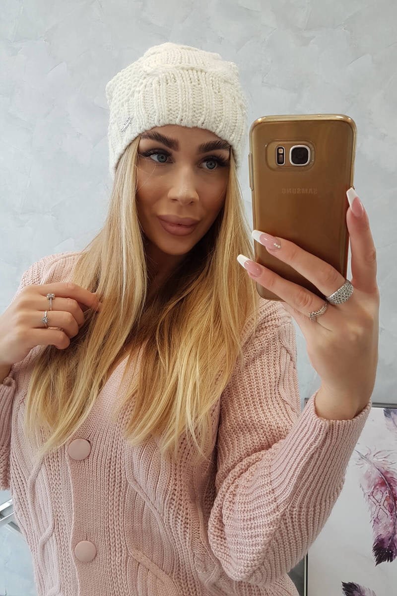 Зимнa шапка с помпон и поларена подплата