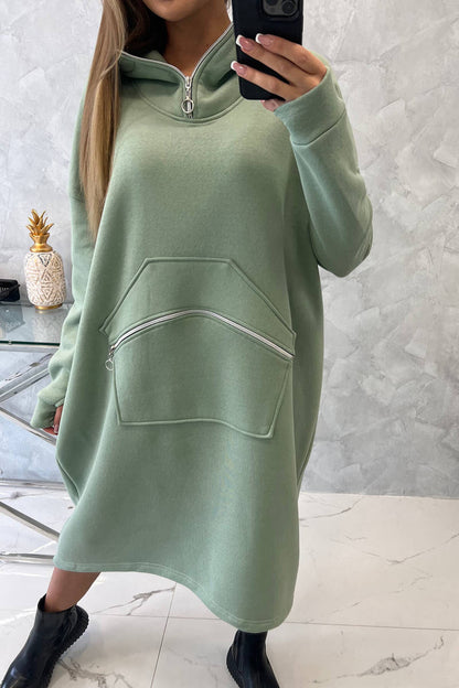 Изолирана рокля с качулка