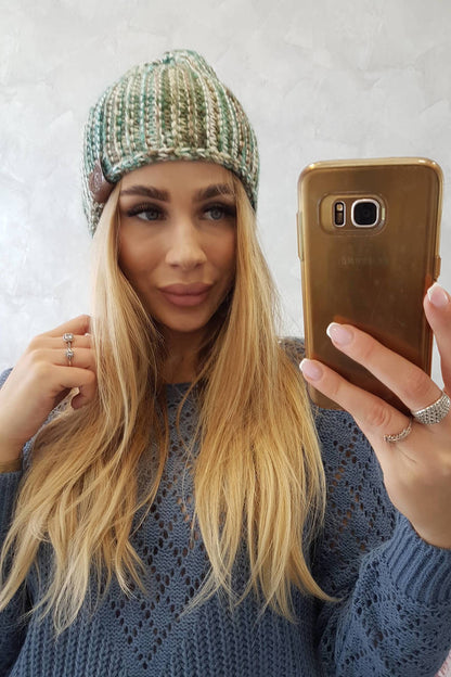 Зимна шапка с поларена подплата