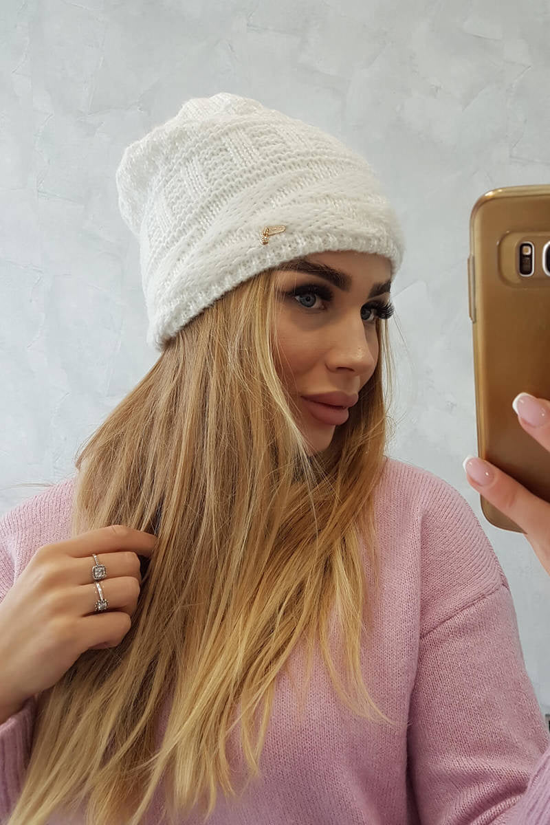 Зимна шапка с поларена подплата
