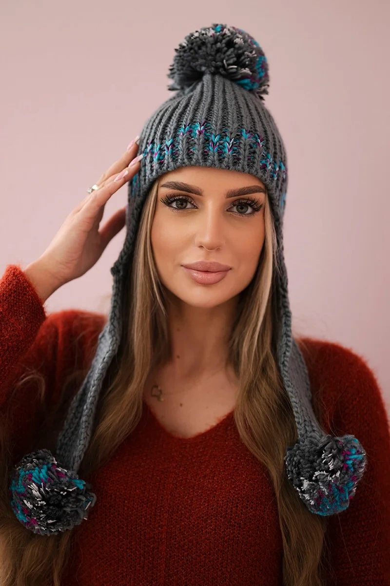 Дълга шапка с дълги уши