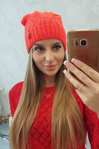 Зимнa шапка с помпон