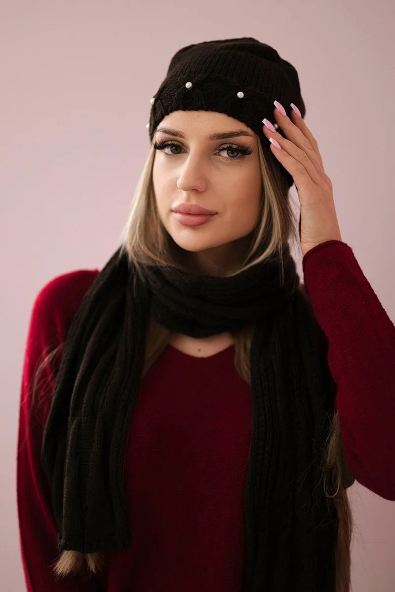 Комплект с шапка и шал